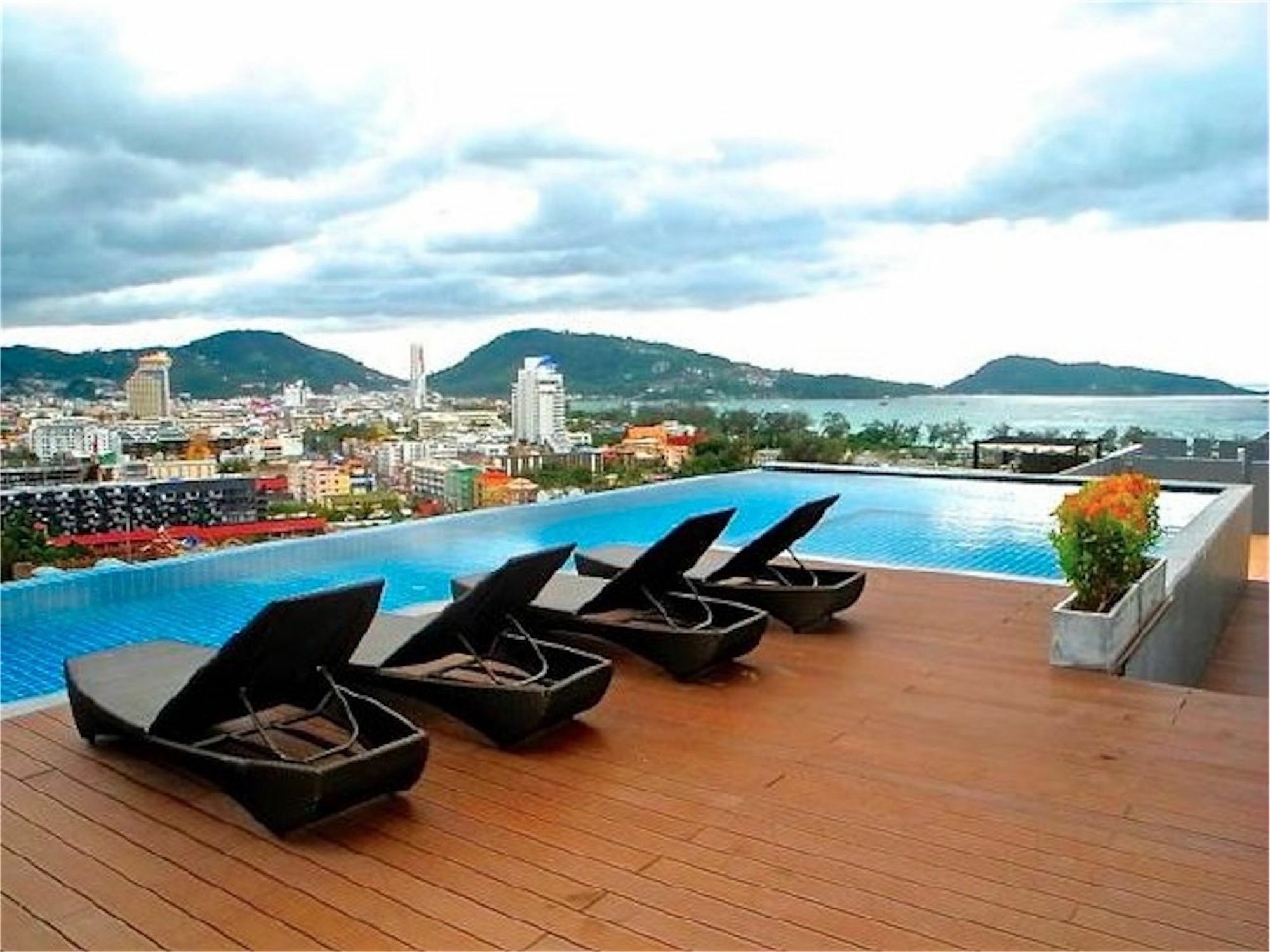 Bliss Patong 2 Bedrooms Apartment Exterior foto